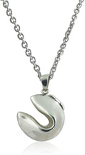 FashionJunkie4Life Sterling Silver Locket Necklaces for Women, 18' Cable Chain