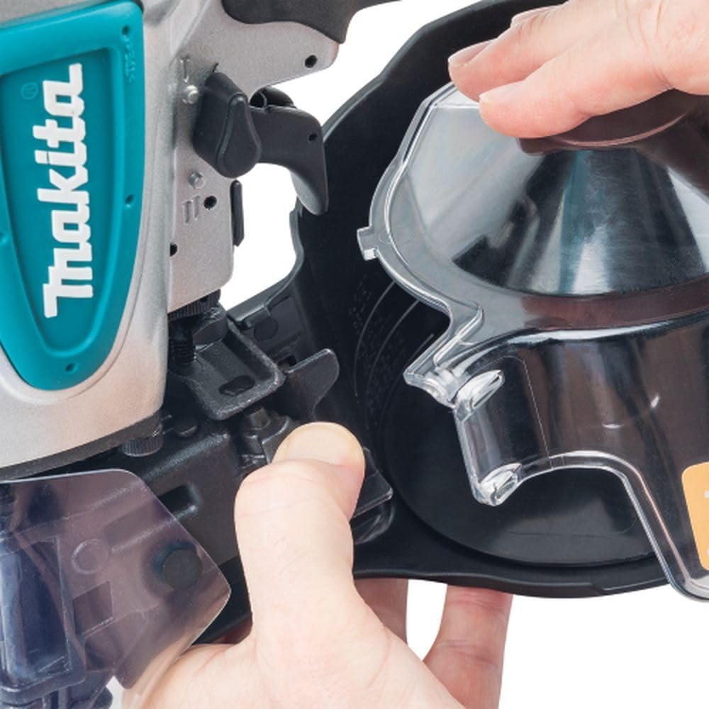 Makita AN613-R 2-1/2 in. 15 Degree Siding Coil Nailer (Renewed)