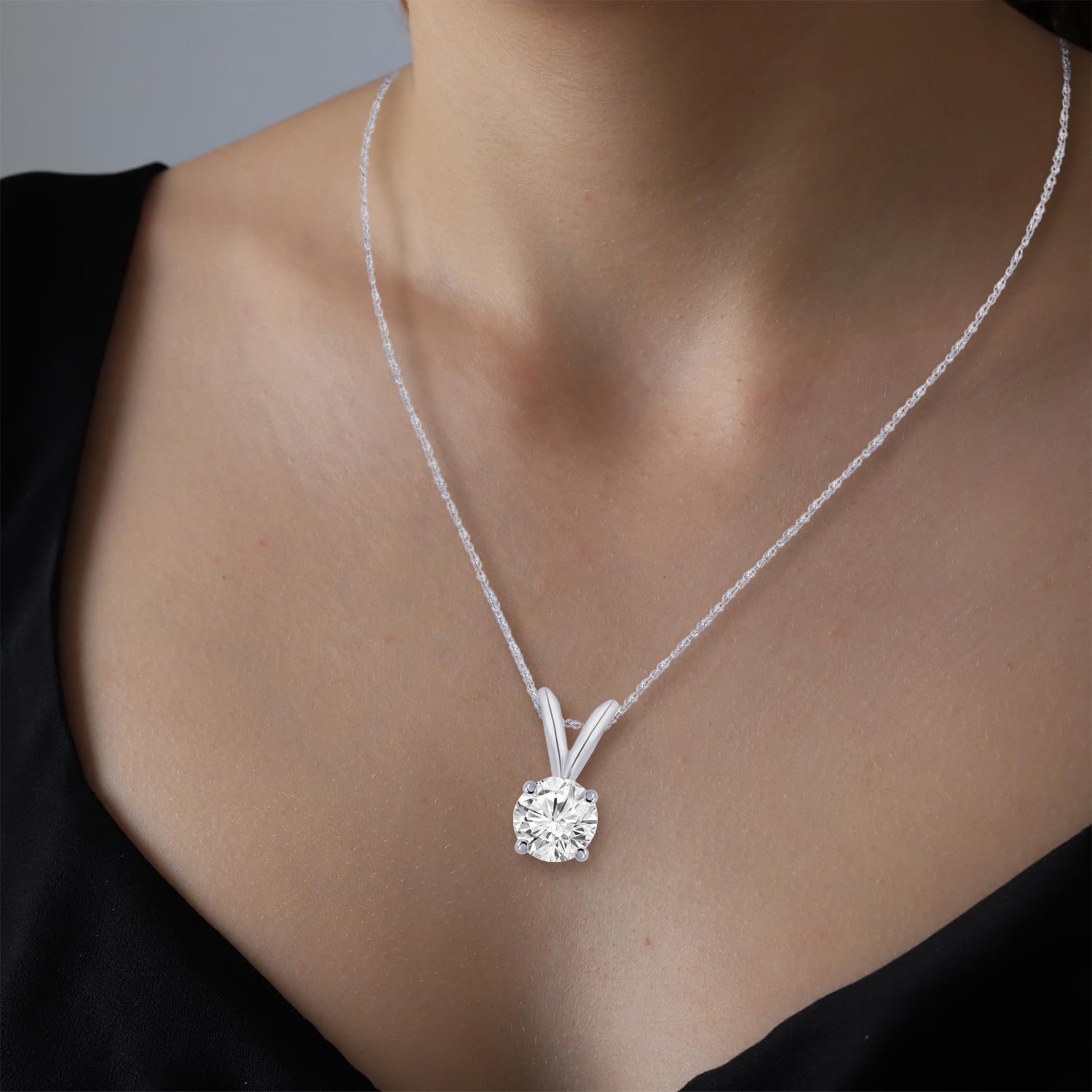0.5 to 10 Carat 14K White Gold Lab Grown Diamond Solitaire Pendant Necklace, Round Cut Solitaire, 4-Prong Setting, Jewelry for Women (E-F, VS)