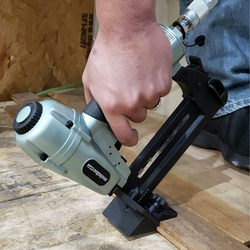 Metabo HPT Flooring Stapler, Pro-preferred Pneumatic Power Nailers, Power Stapler for Hardwood Flooring, 18 Gauge, 1/4' Staples, Length 1/2' to 1-9/16', N4004AB