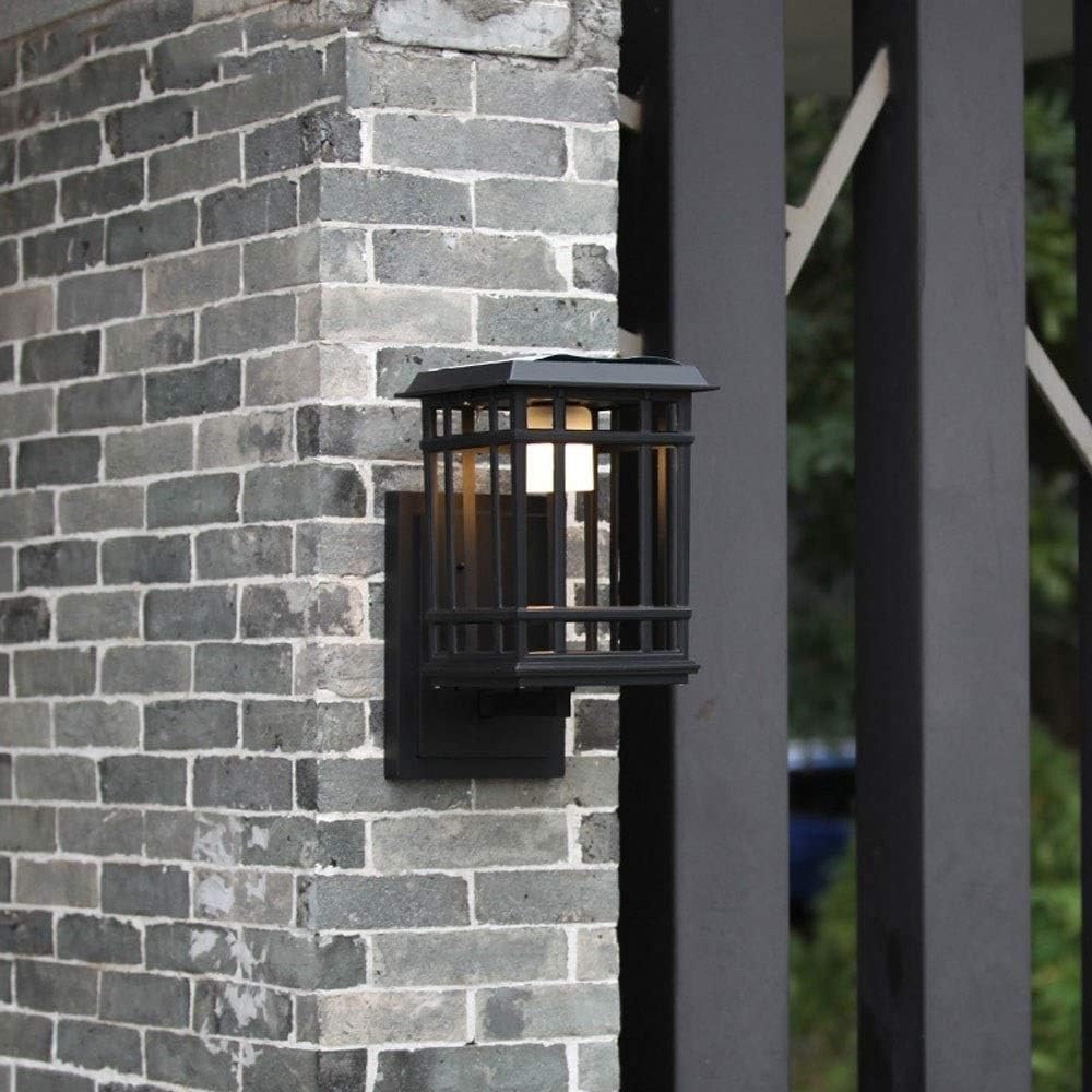 Wall Mounted Light Creative Wall Sconce IP65 Waterproof Solar Powered Wall Lantern LED Outdoor Wall Lamp Warm Light Wall Spotlight Courtyard Antirust Decoration Street Landscape Wall Lantern Rea