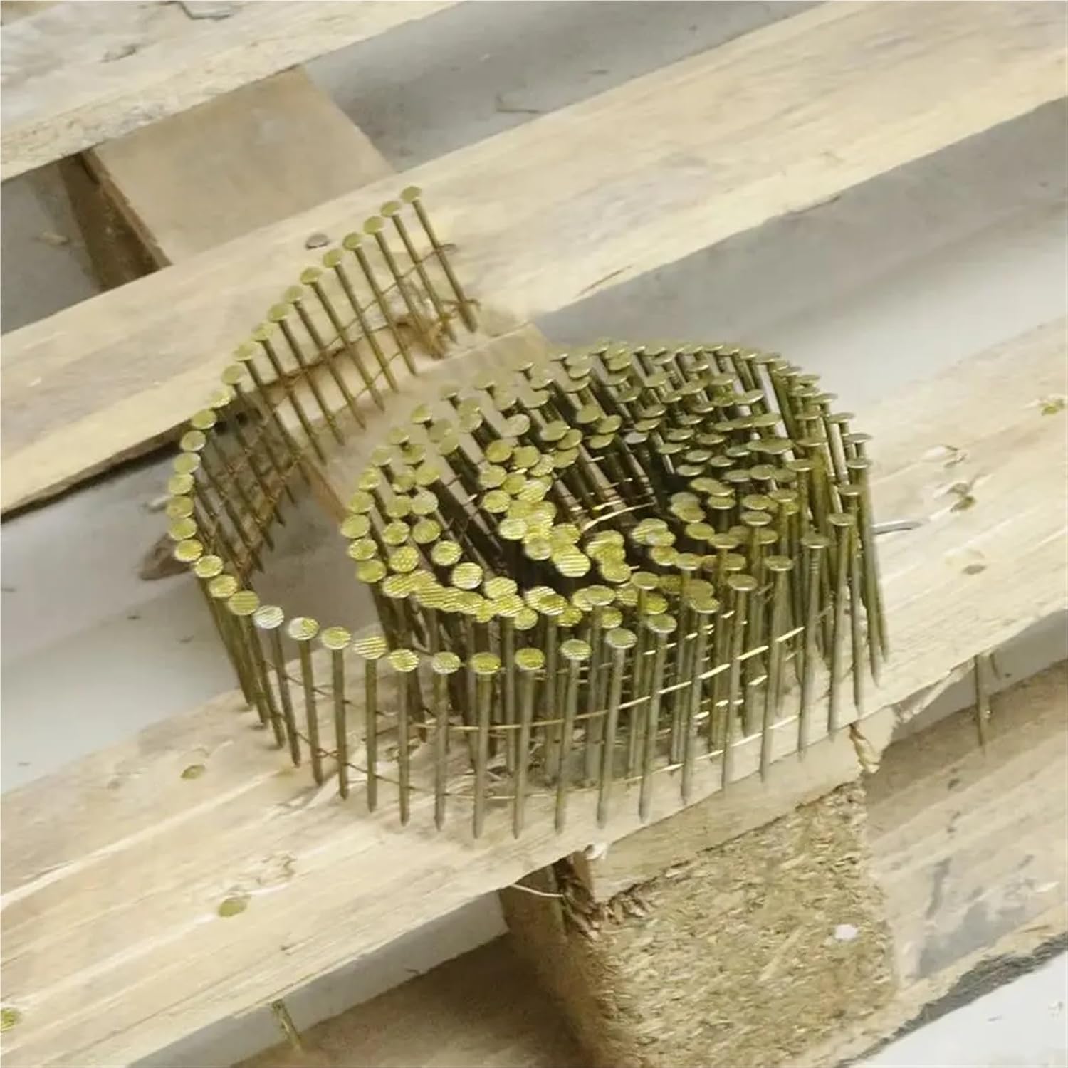 Roofing Nails 1roll*14000pcs Coil Siding Nails Nailer Collated Wire Full Round Ring Shank Framing Carpentry Nail