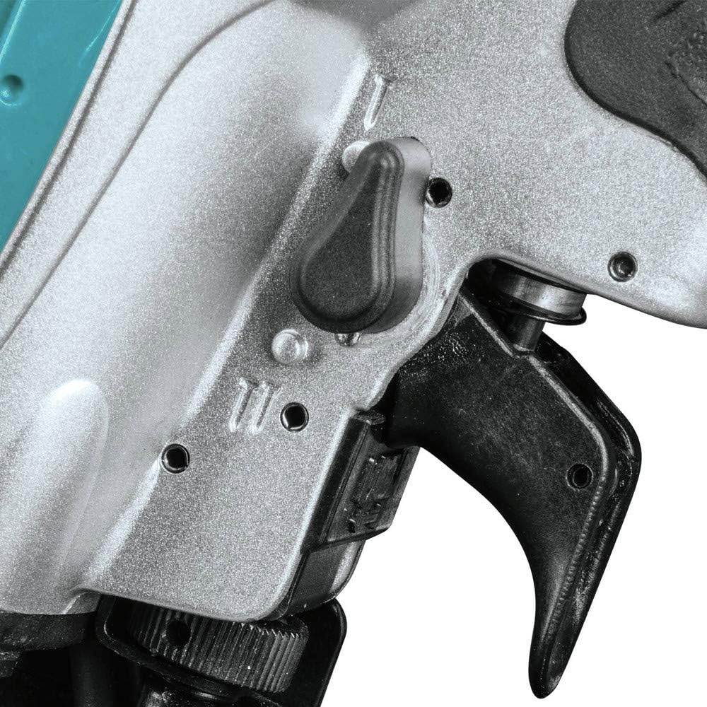 Makita AN454 1-3/4' Coil Roofing Nailer