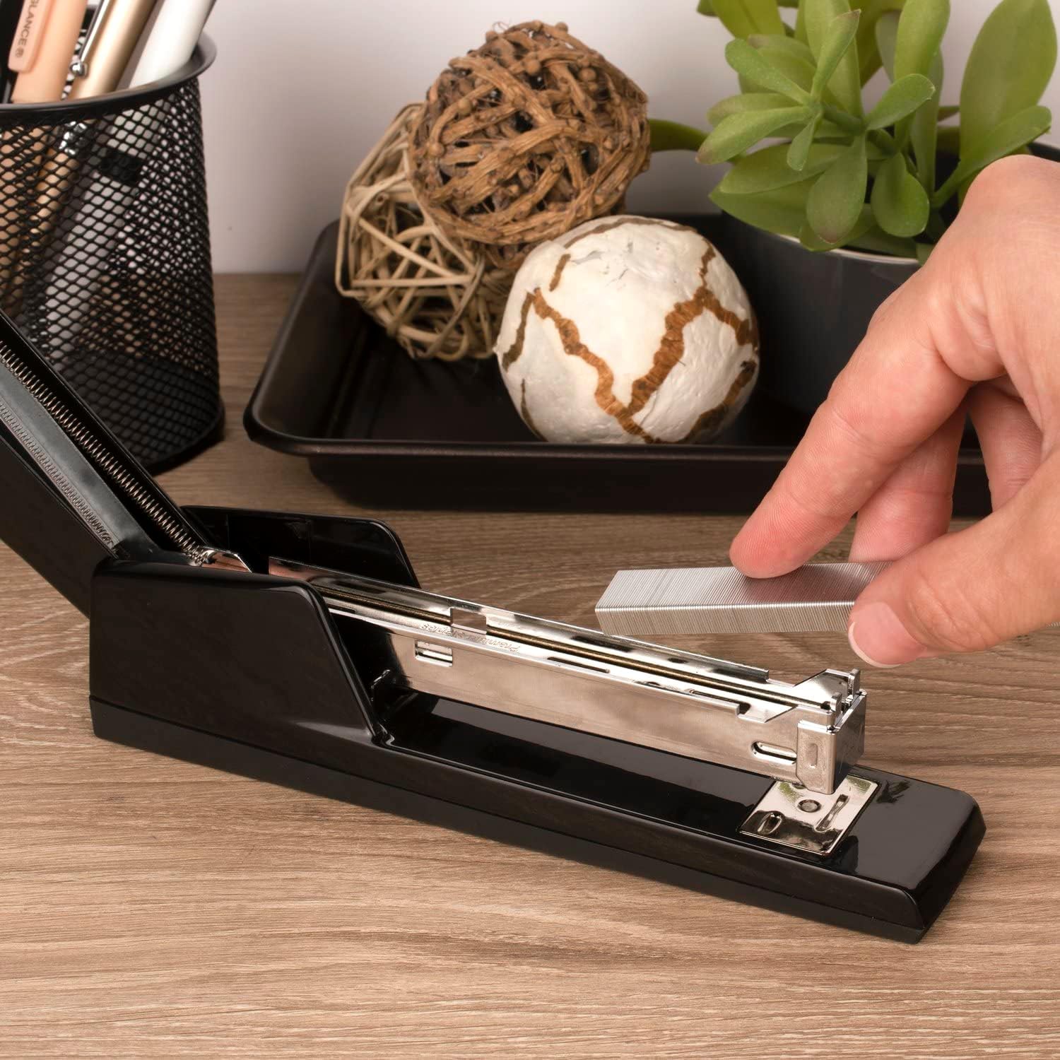Swingline Stapler,30 Sheet Capacity,747 Classic Stapler,Jam Free,Metal,Black (74701),(Pack of 12)