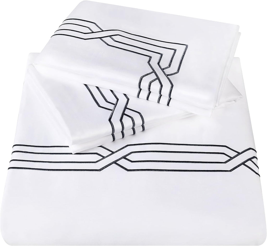 Superior Egyptian Cotton 1200 Thread Count Embroidered 3-Piece Duvet Cover Set, 1 Duvet Cover, 2 Pillow Shams, Bedding Essentials Decor, Soft Comforter Cover, Full/Queen, White/Navy Blue