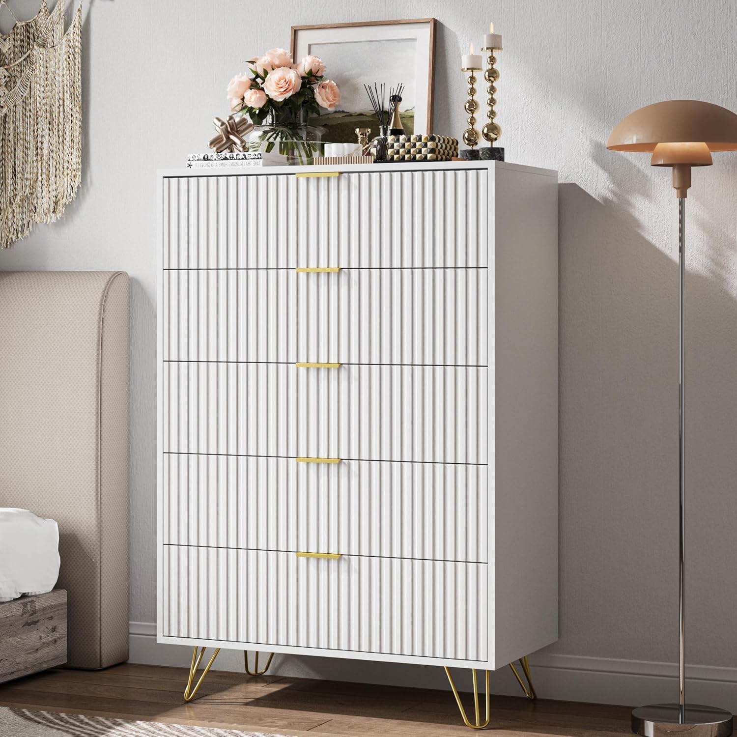 MAISONARIA 5 Drawers Dresser for Bedroom, 47' Tall Modern Chest of Drawers with Gold Handle, Fluted Wood Dresser for Bedroom, Living Room, Hallway, Entryway, White