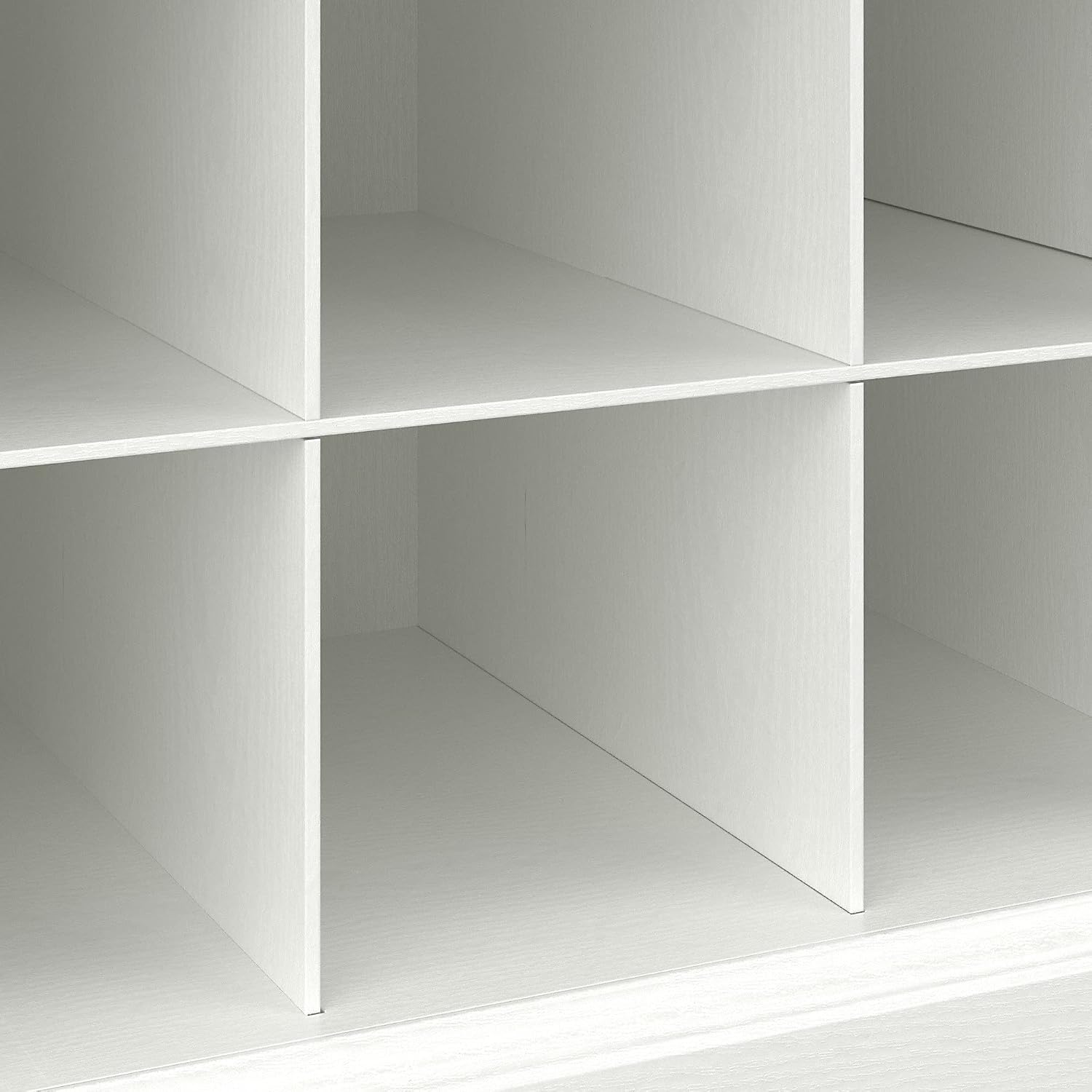 Kathy Ireland Home by Bush WDL004WAS 21-Inch Shoe Storage Bench and Coat Rack with 12 Shelves, White Ash