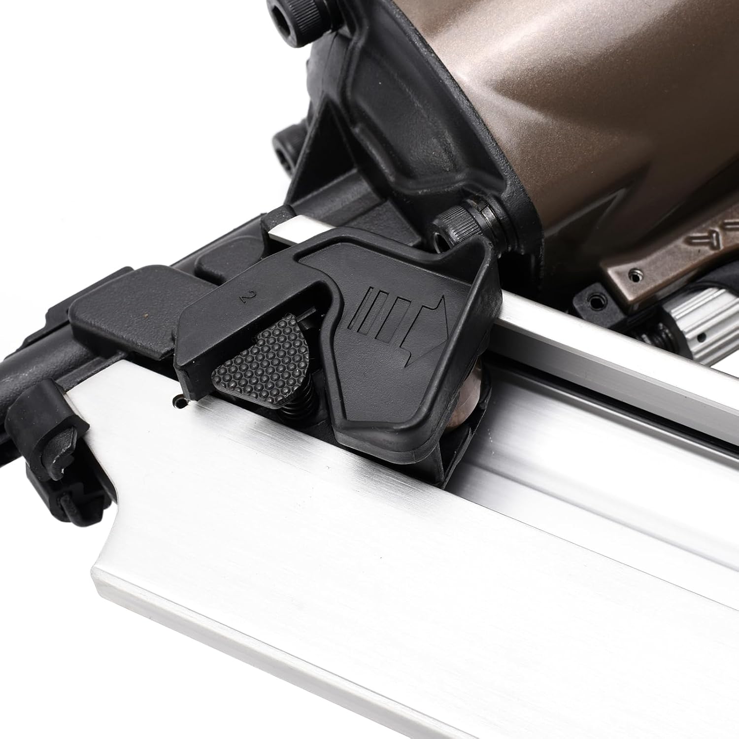 CHF9034 30-34 Degree Paper Collated Framing Nailer with 7 Year Warranty