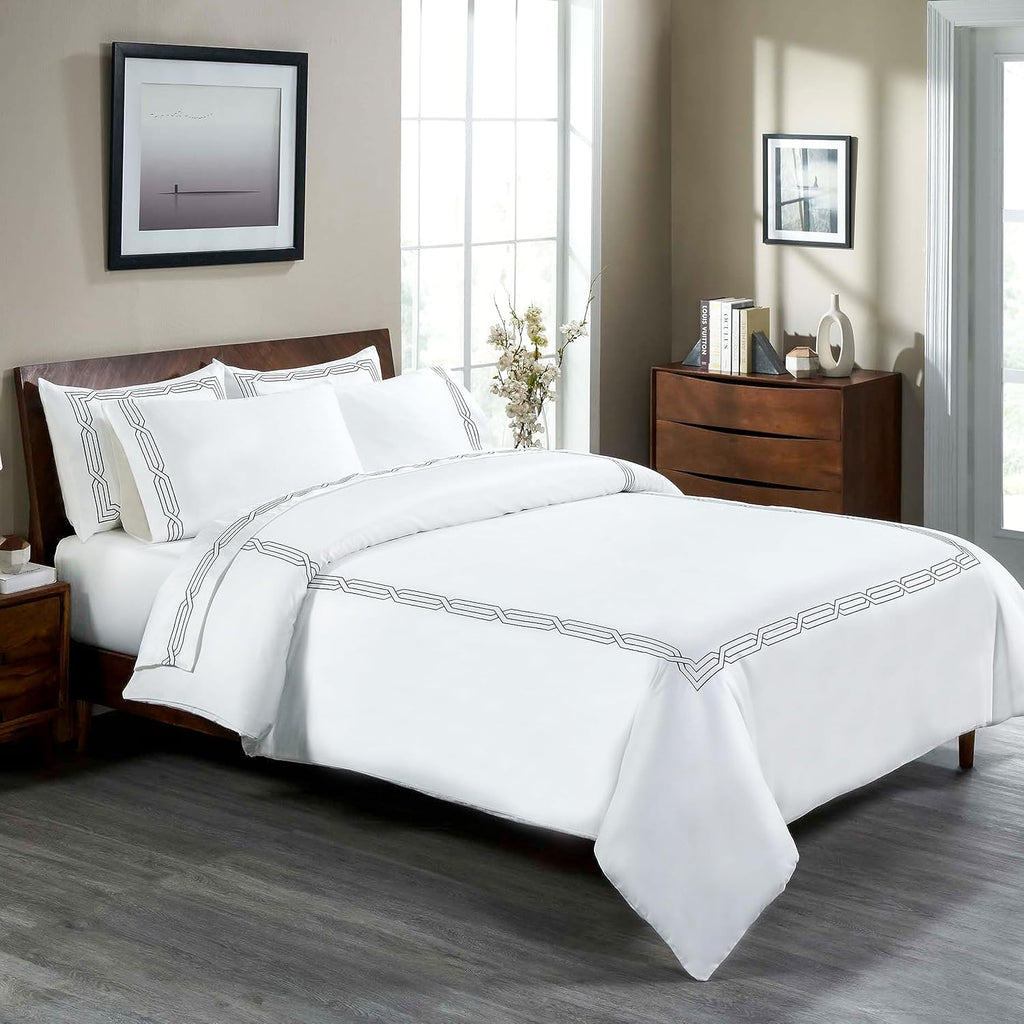 Superior Egyptian Cotton 1200 Thread Count Embroidered 3-Piece Duvet Cover Set, 1 Duvet Cover, 2 Pillow Shams, Bedding Essentials Decor, Soft Comforter Cover, King/California King, White/Charcoal
