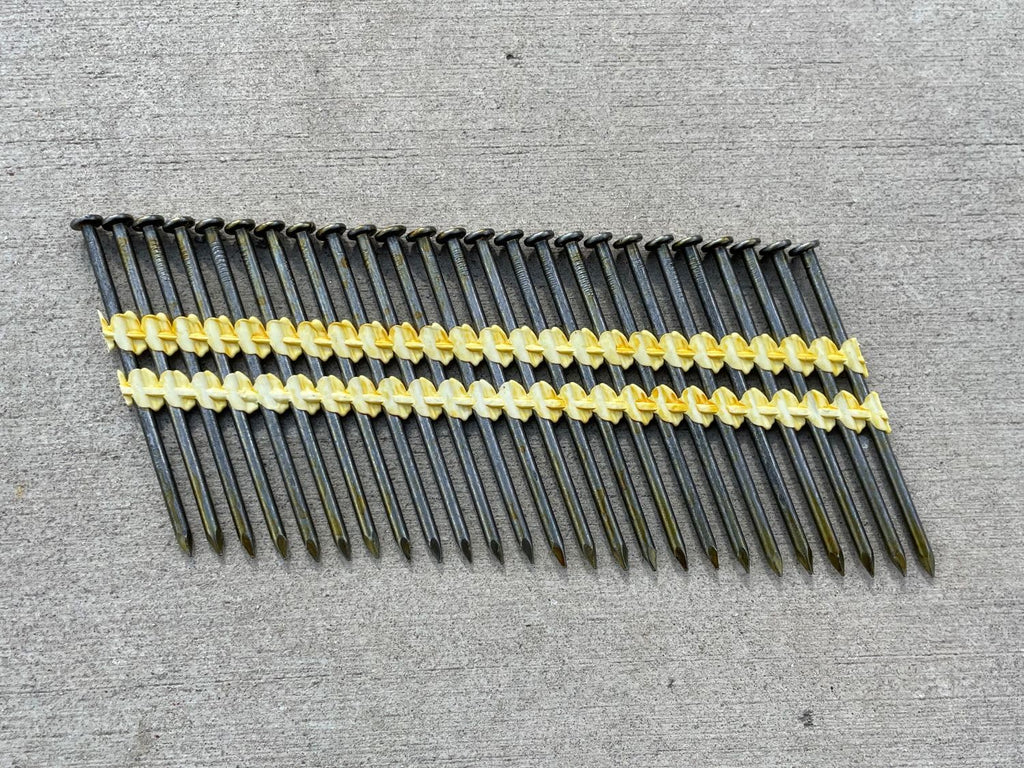 Sandbaggy 21 Degree Framing Nails (3 inch x 0.12 inch) - Plastic Strip Collated Nails - 1/4' Round Head, Smooth Shank, Vinyl Coated - 11 Gauge (4000)