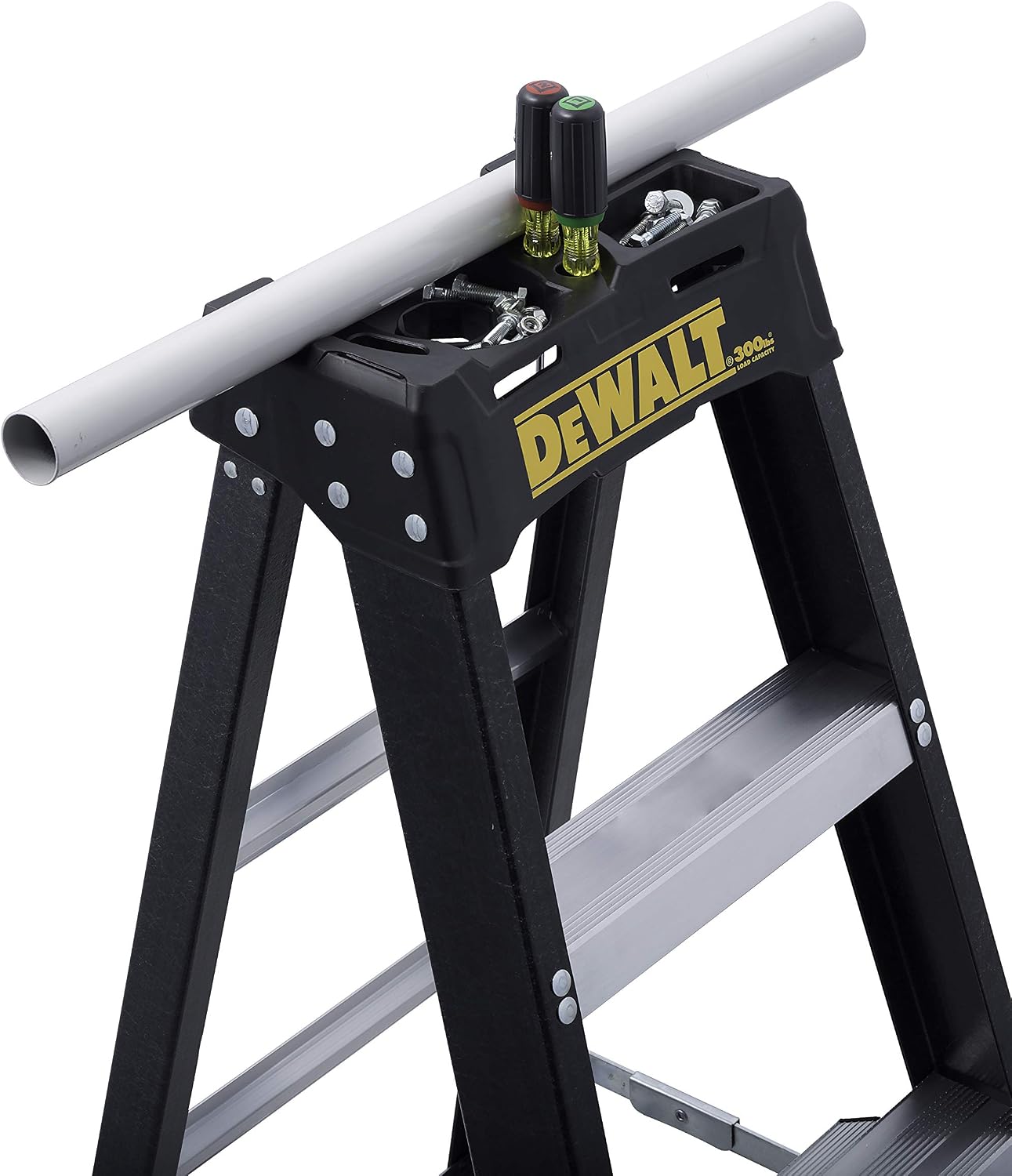 DeWalt Type IA 300lb Rated FG Stepladder 4' DXL3010-04