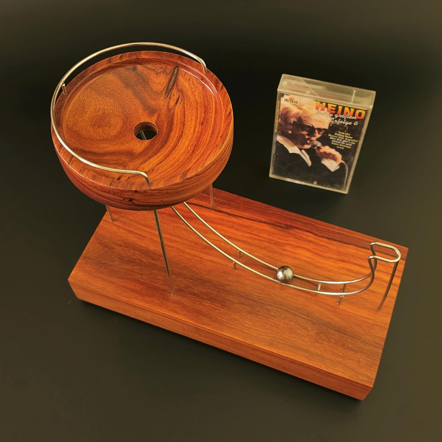 Perpetual Motion Device Simulator - William Le's Perpetual Marble Machine - Executive Desk Toy - Premium Version