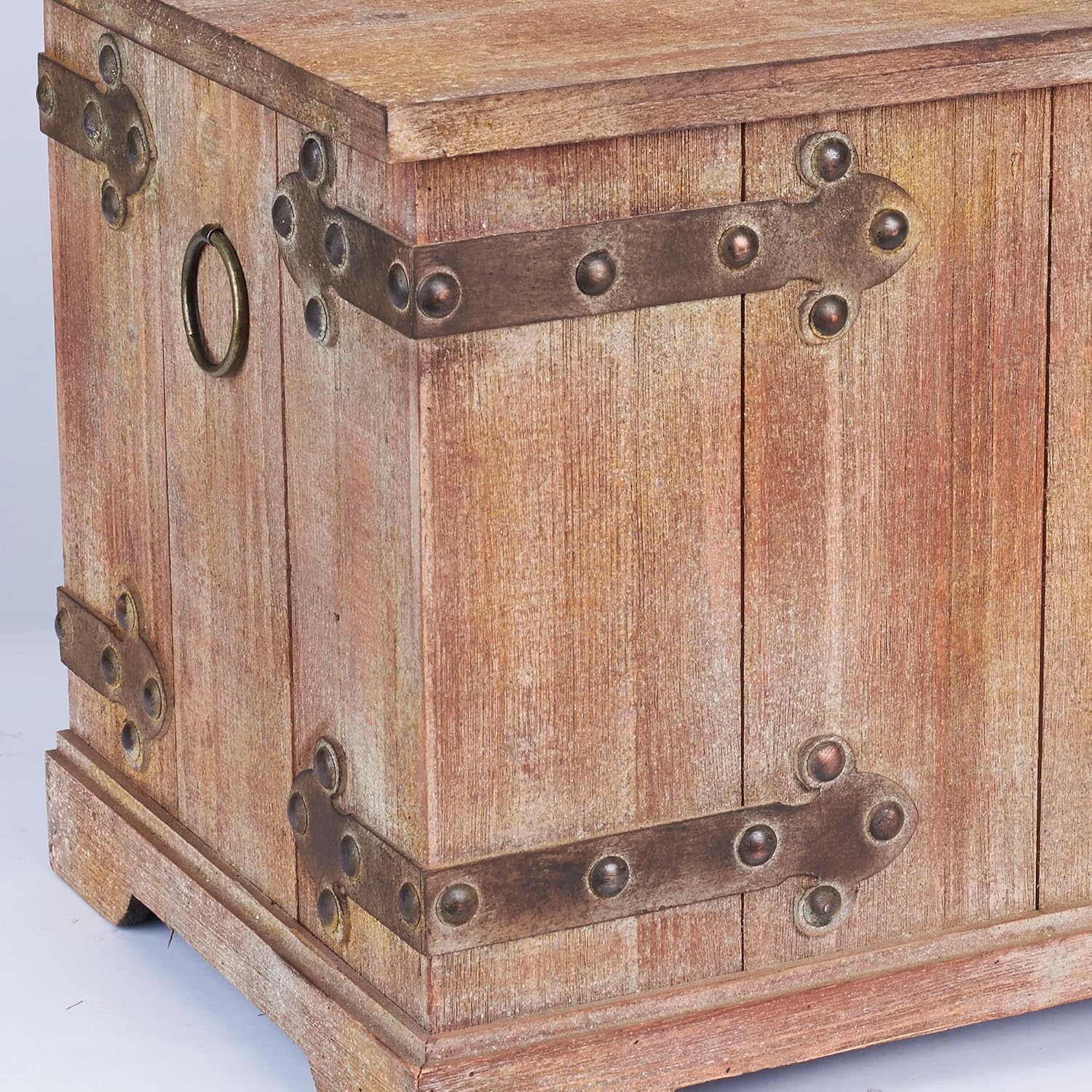 Household Essentials Victorian Style Decorative Trunk in Chinese Fir Wood with Metal Accents, Natural