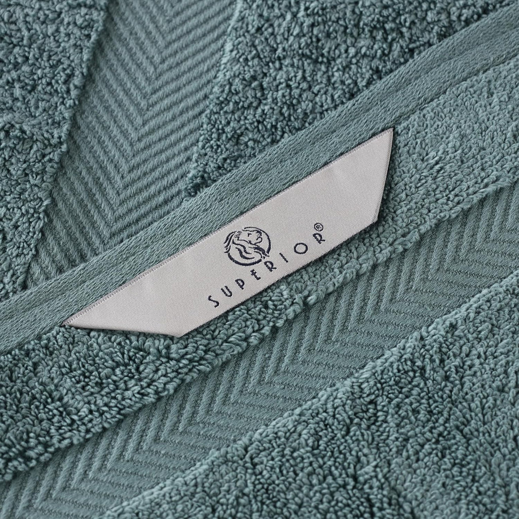 Superior Zero Twist Cotton 12 Piece Assorted Towel Set, Includes 4 Bath, 4 Hand, 4 Washcloth/Face Towels, Quick Dry, Home Essentials, Shower, Spa, Luxury Plush Soft Absorbent Towels, Jade Green