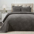Superior 100% Cotton Velvet 3-Piece Quilt Set, 1 Lightweight Breathable Coverlet, 2 Pillow Shams, Comfy Home Essential Bedding, Cotton Fill, Geometric Aesthetic, Karina Collection, King Size, Grey