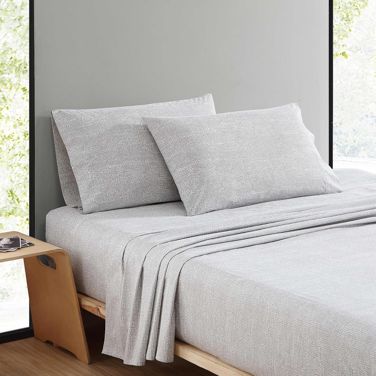 Marimekko - Full Sheet Set, Premium Cotton Percale Bedding Set with Matching Shams, Lightweight & Breathable Bed Essentials (Orkanen Grey, Full)