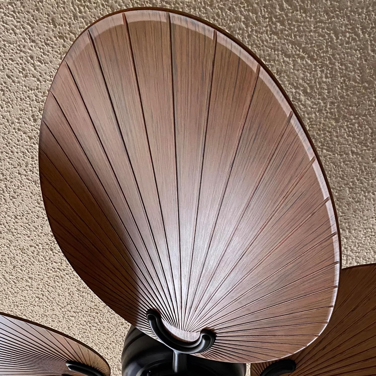 Hinkley Tropic Air 52' Indoor/Outdoor Ceiling Fan, Matte Black and Palm-Shaped KOA wood Composite Fan Blades