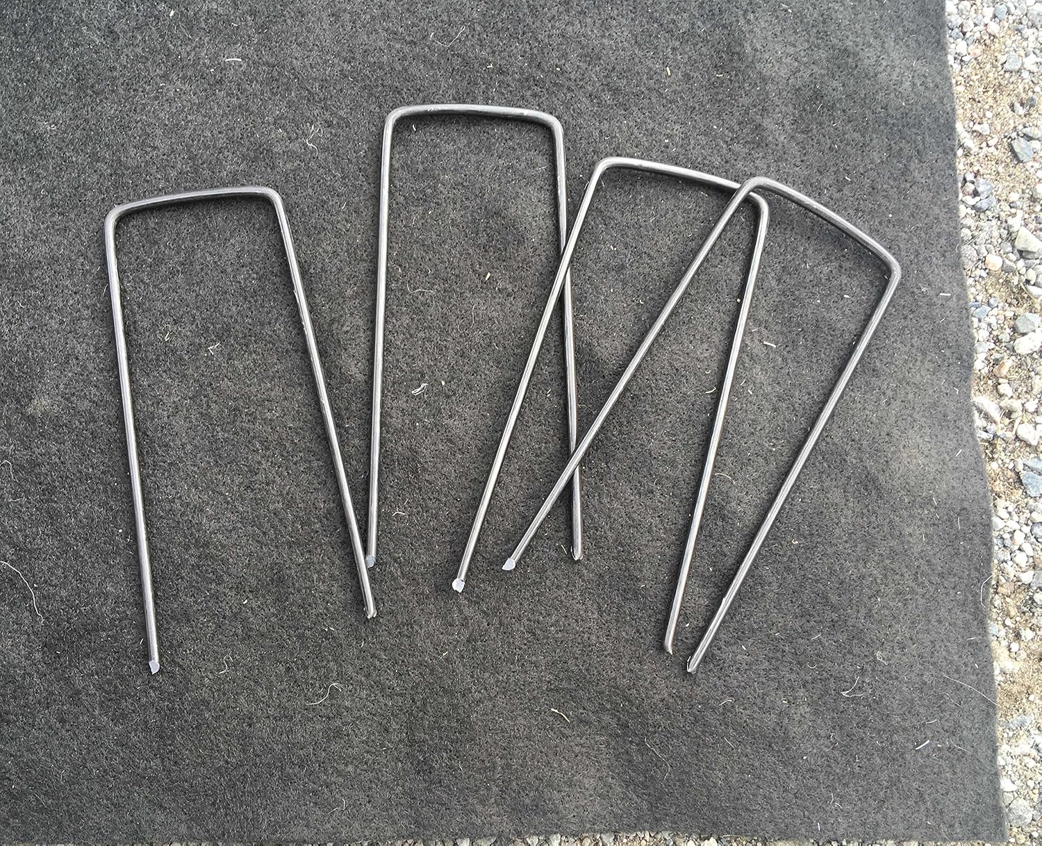 Sandbaggy 2 Inch Extra Wide Landscape Pins (9 Gauge) - Garden Staples Heavy Duty - Ground Cover Anchors - Lawn Nails - Garden Stakes (5000 Pieces)